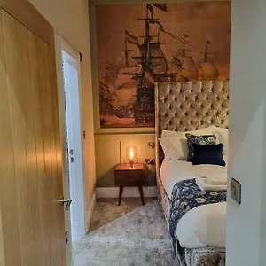 Hotel The Resolution, Whitby